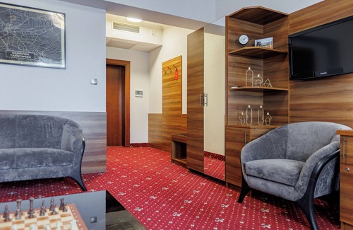 Dabrowa Tarnowska Hotel | Hotel Cristal Park
