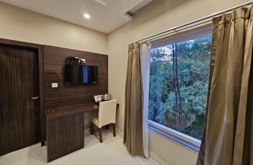 Katihar Hotel | Hotel Crown Vista