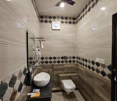 Katihar Hotel | Hotel Crown Vista