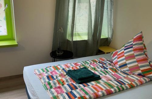 Unstrut-Hainich Apartment | Hotel Dada Art Berlin 2-Zimmer Apartment