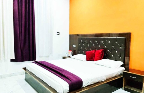 Bullawala Hotel | Hotel Dev Palace Kempty