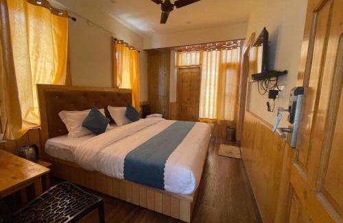 Chaurah House | Hotel Diwan Sachpass Himalayan Brothers