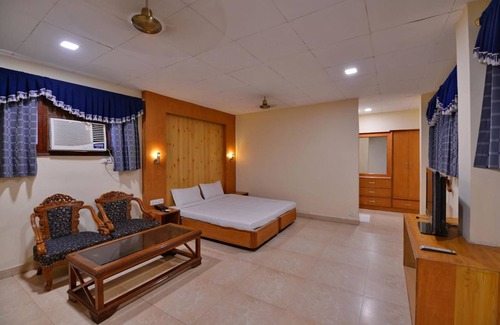Jalandhar Hotel | Hotel Dolphin