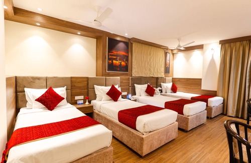 Varanasi Hotel | Hotel Dolphin International