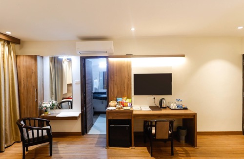 Varanasi Hotel | Hotel Dolphin International