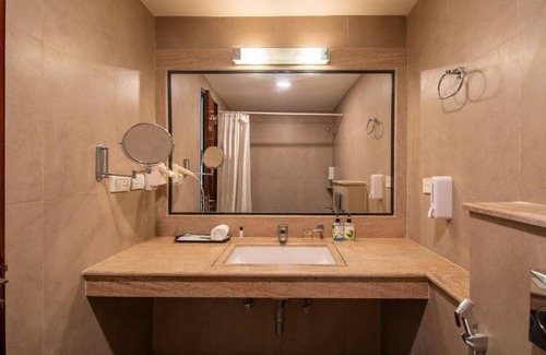 Nandyal Hotel | Hotel DR Indraaprasthaa