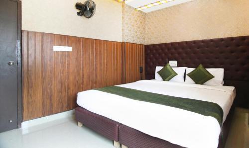 HBR Layout Hotel | Hotel Dvaraka Inn
