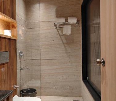 Patiala Hotel | Hotel Edisson