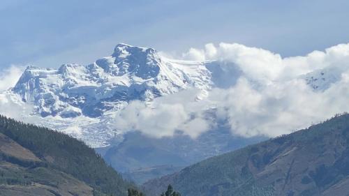 Carhuaz Hotel | Hotel EL BRAVO