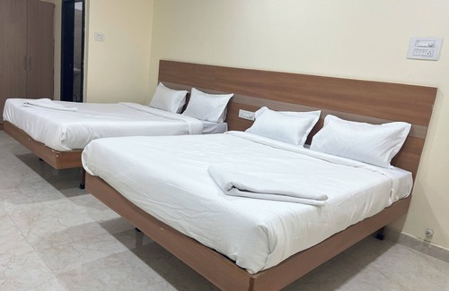 Hyderabad Hotel | Hotel Elite Swagath Grand