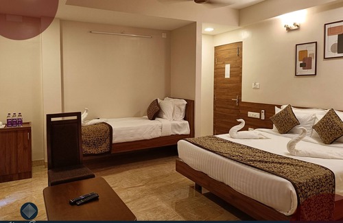 Vellore Hotel | Hotel Essence