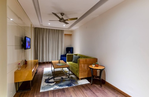 Itarsi Hotel | Hotel Express 11