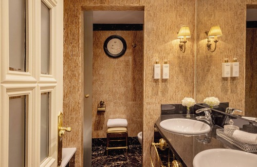 Recoletos Hotel | Hotel Fenix Gran Meliá - The Leading Hotels of the World