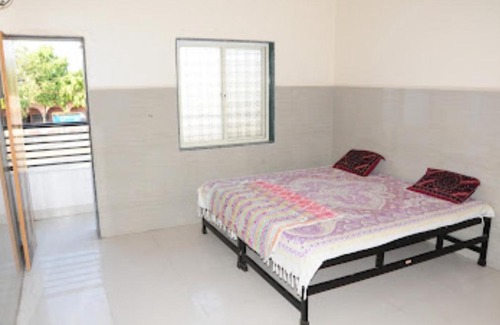 Shani Shingnapur Cabin | Hotel Ganpati and Lodging