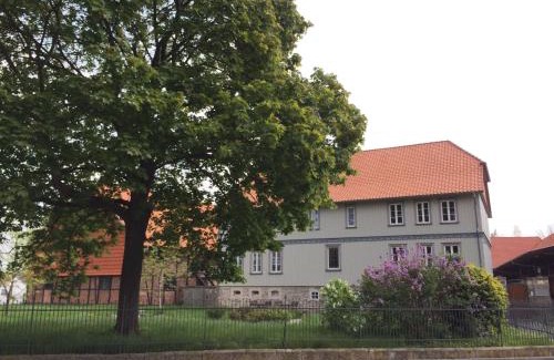 Rohrsheim Hotel | Hotel Garni Demmel & Cie