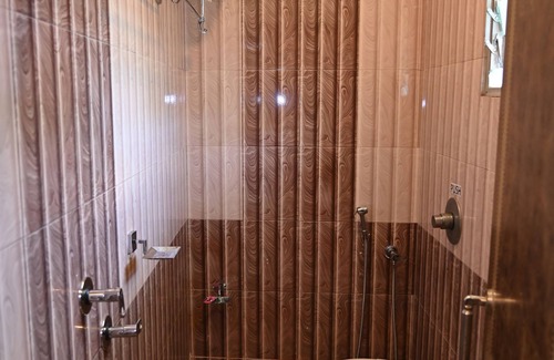 Malda Hotel | Hotel Gitanjali Maldah