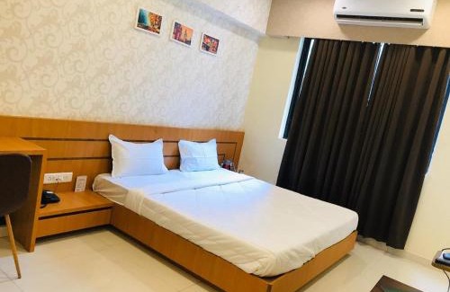 Raipur Hotel | Hotel Golden - I
