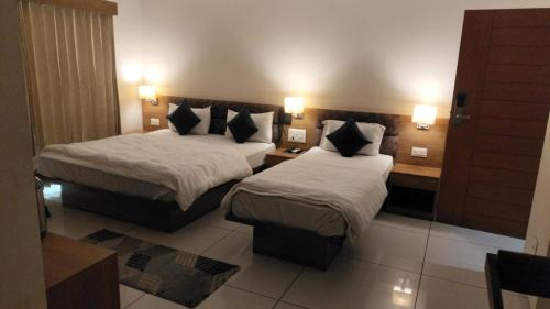 Waghoriya House | HOTEL GOLDEN PALACE & ROOMS