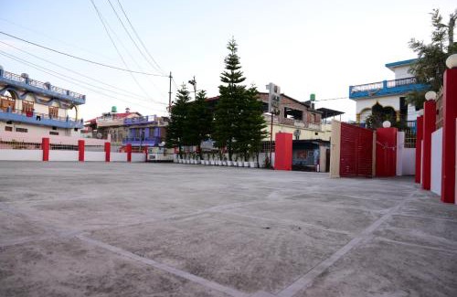 Champawat Hotel | Hotel Golju Regency