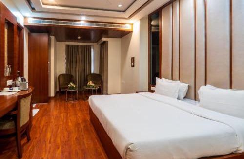 Greater Kailash I Hotel | Hotel Grand FFOUR