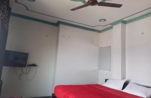 Pauri Hotel | HOTEL GRAND GLORRYy