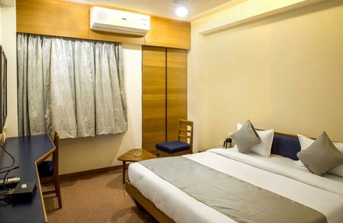 Changodar Hotel | Hotel Grand Unity