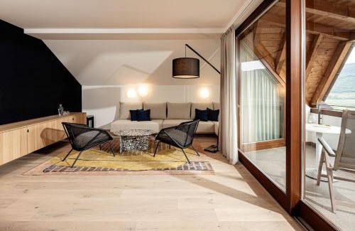 Sankt Josef Am See Hotel | Hotel Haus am Hang