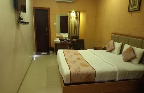 Dhule Hotel | Hotel HEERA EXECUTIVE