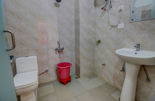 Lansdowne Hotel | Hotel Himalayan View