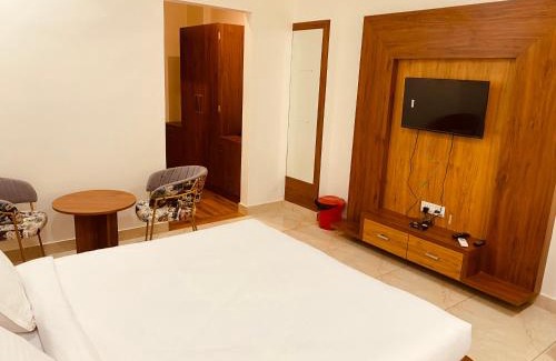 Pachpadra Hotel | HOTEL HINGLAJ aND RESTAURANT