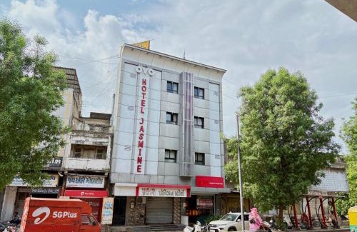 Paldi Hotel | Hotel Jasmine Paldi Ahmedabad