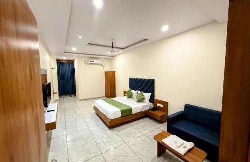 Khattalwada Hotel | Hotel JD Inn Petlad
