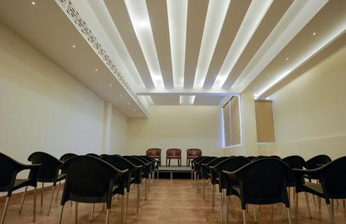 Kodungallur Hotel | Hotel Kairali