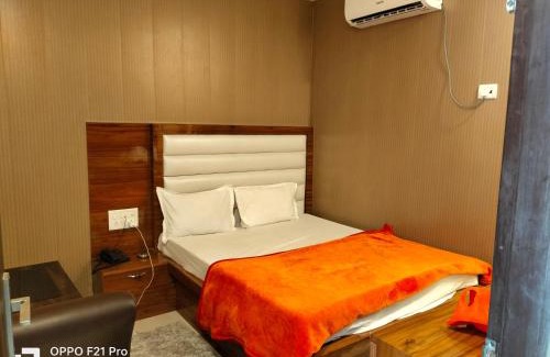 Charbagh Hotel | HOTEL KBS