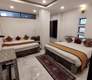 Chittorgarh Hotel | Hotel Keshav Residency