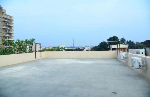 Ahmedabad Hotel | HOTEL KONARK in