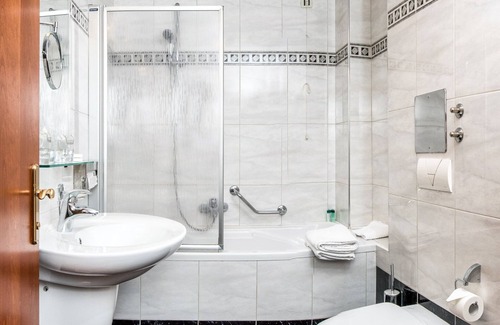 Karlovac Hotel | Hotel Korana Srakovcic