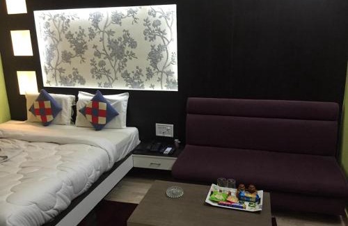 Lakhisarai Hotel | Hotel Krish-na Lakhisarai near BAZAR SAMITY