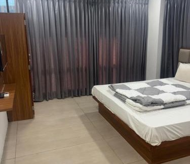 Ahmedabad Hotel | HOTEL KRISHNA INN & EVENt