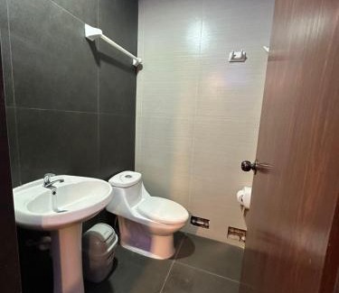 La Victoria Hotel | Hotel Kryzzal