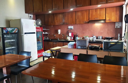 Grant Road Hotel | Hotel Kumkum