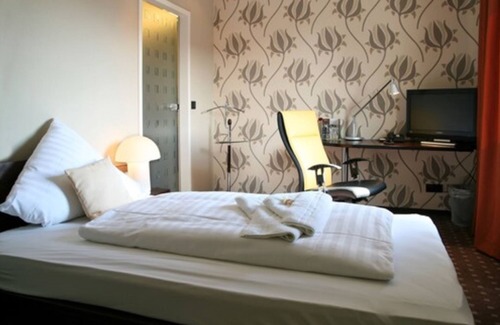 Sprendlingen Hotel | Hotel L'Escala