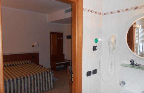 Quattro Castella Hotel | Hotel La Maddalena