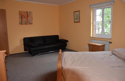 Klein Gaglow Hotel | Hotel La-Pergola