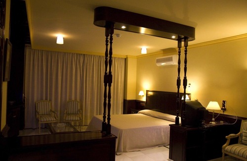 Puente Genil Hotel | Hotel Las Acacias