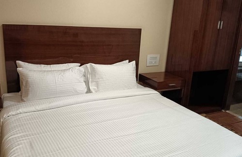 West Saidapet Hotel | Hotel Layalee Grande Chennai