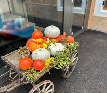 Val-de-Travers Hotel | Hôtel Le Bec Bed and Chocolate self check-in