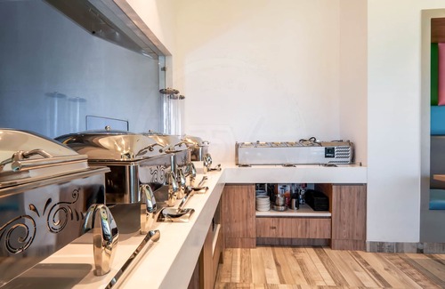 Chamiyala Hotel | Hotel Le Roi Dehradun