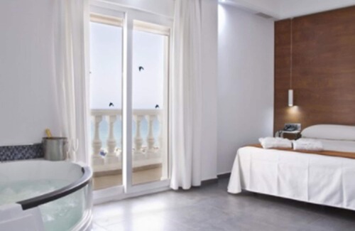 Diputacion de Rincon de San Gines Hotel | Hotel Los Delfines