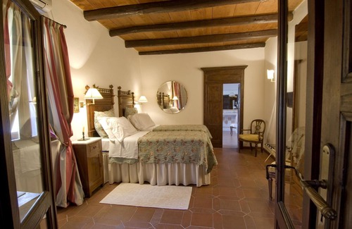 Riola Sardo Hotel | Hotel Lucrezia